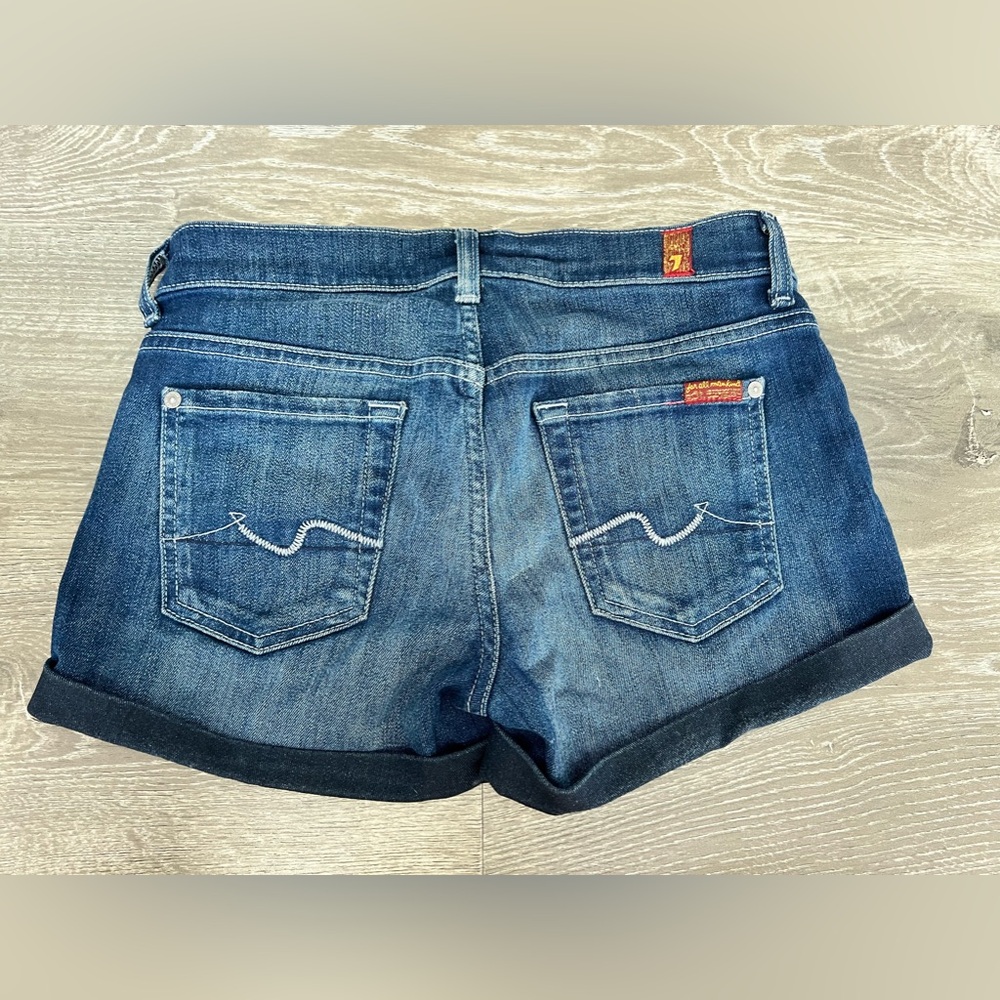 7 SEVEN FOR ALL MANKIND SHORTS CUFFED SIZE 25